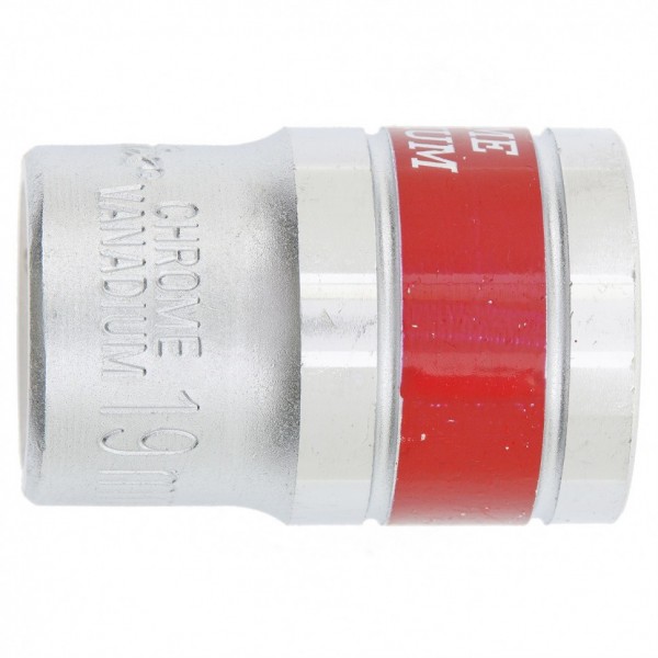 Головка торцевая, 19 мм, шестигранная, CrV, под квадрат 1/2, хромированная Matrix 13119