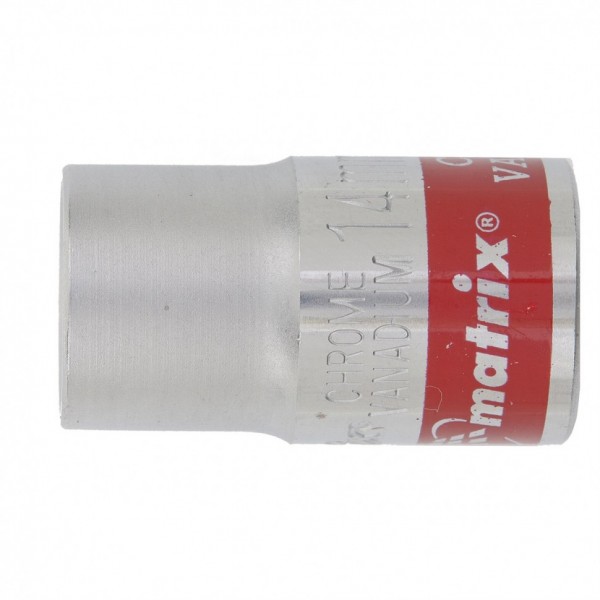 Головка торцевая, 15 мм, двенадцатигранная, CrV, под квадрат 1/2, хромированная Matrix 13689